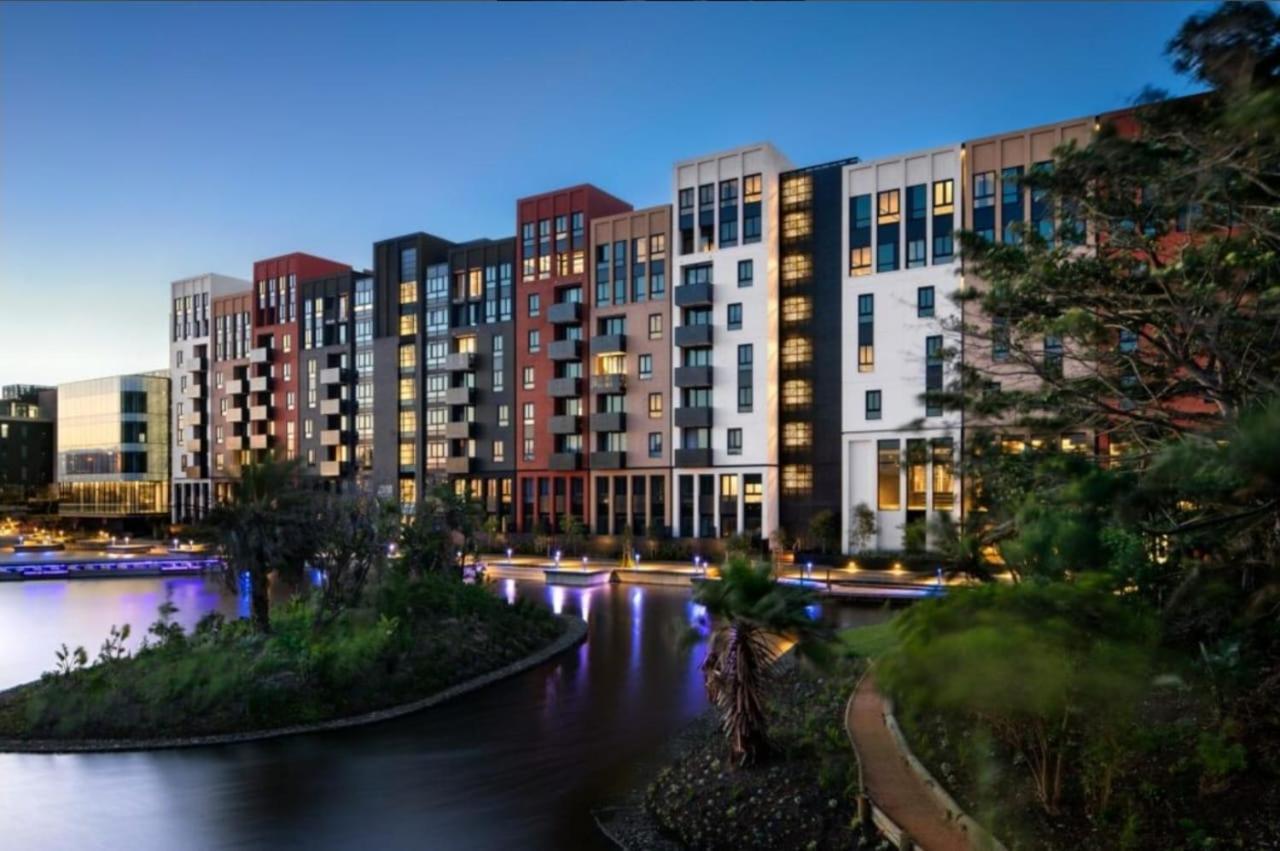 308 Bridgewater One - Two Bedroom With Park Views